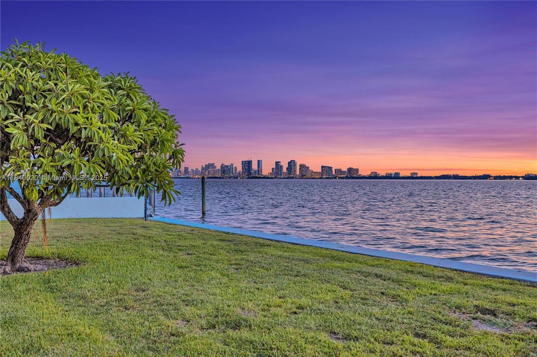 En Venta: $10,750,000 (4 camas, 3 baños, 2986 Pies cuadrados)