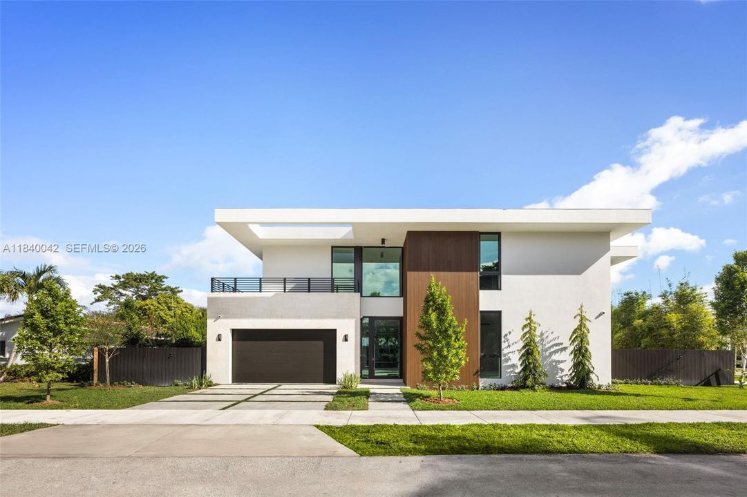 Недавно продано: $5,695,000 (6 спален, 6 ванн, 0 Квадратных фут)