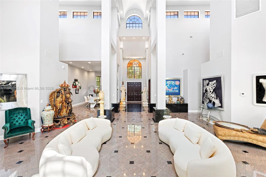 For Sale: $2,200,000 (6 beds, 8 baths, 6548 Square Feet)