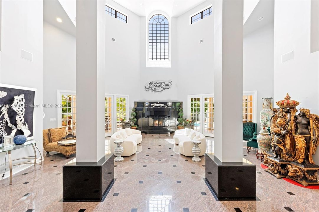 For Sale: $2,200,000 (6 beds, 8 baths, 6548 Square Feet)