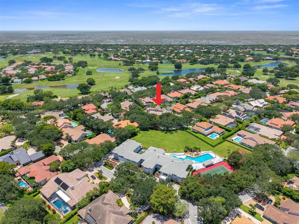 For Sale: $2,200,000 (6 beds, 8 baths, 6548 Square Feet)