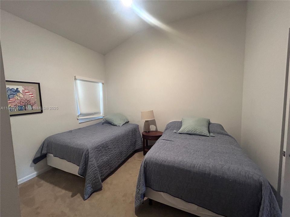 For Sale: $950,000 (3 beds, 2 baths, 2265 Square Feet)