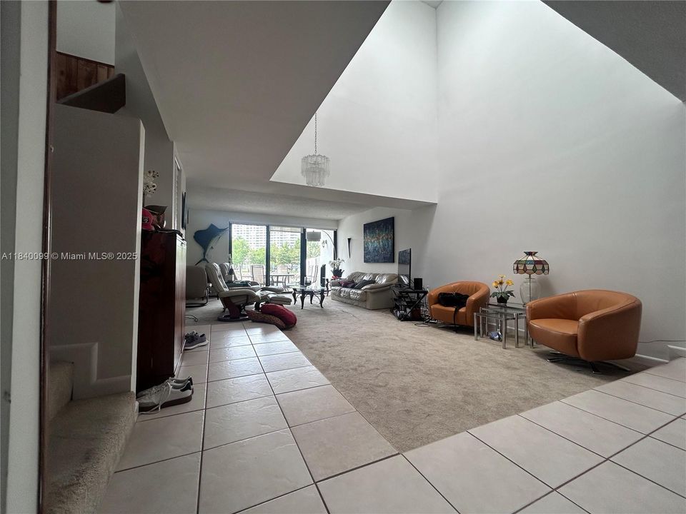 For Sale: $950,000 (3 beds, 2 baths, 2265 Square Feet)