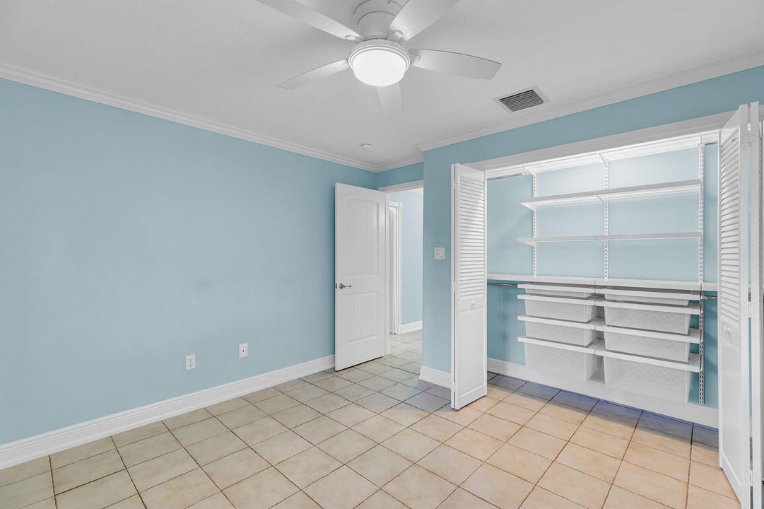 virtual-tour-357893-47
