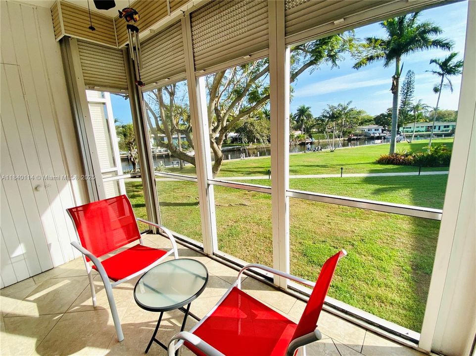 Screened balcony with amazing views and the best light