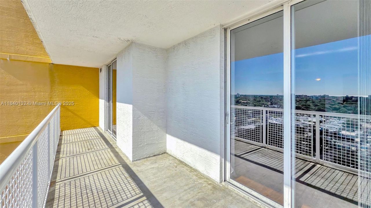 Недавно продано: $349,000 (1 спален, 1 ванн, 710 Квадратных фут)