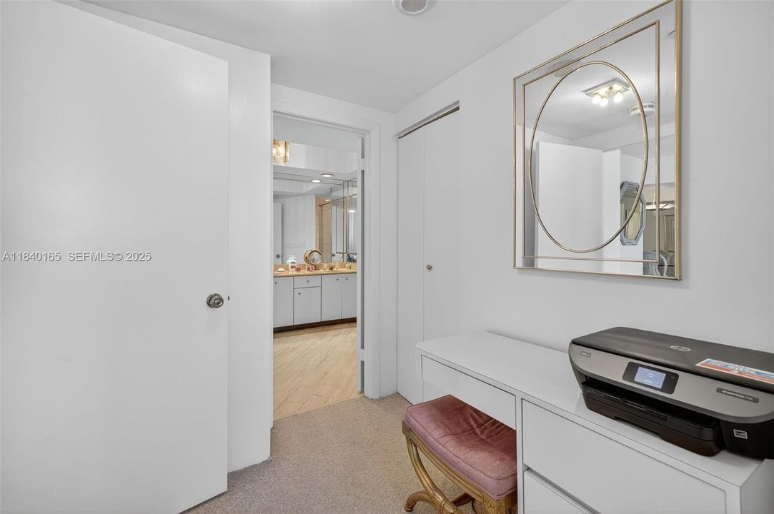 最近售出: $515,000 (2 贝兹, 2 浴室, 1560 平方英尺)