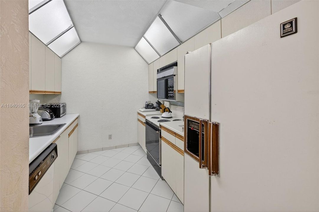 最近售出: $515,000 (2 贝兹, 2 浴室, 1560 平方英尺)