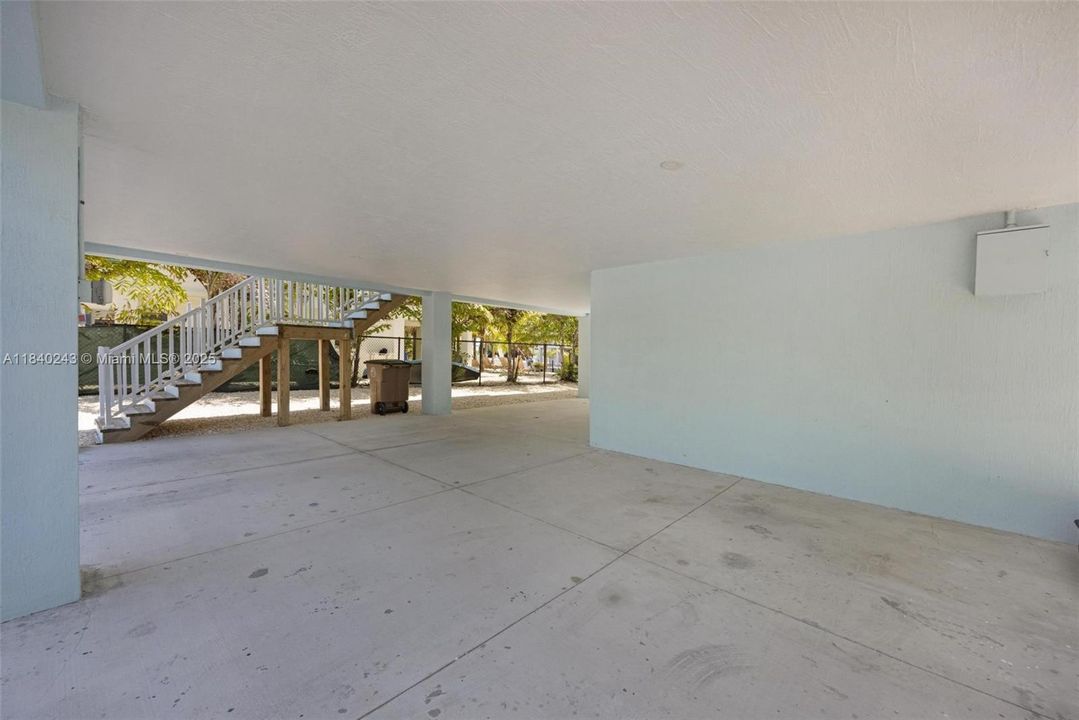 Active With Contract: $1,490,000 (4 beds, 3 baths, 2136 Square Feet)