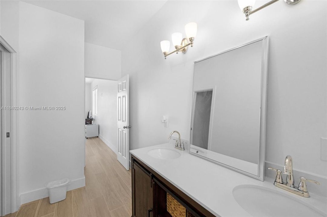 Active With Contract: $1,490,000 (4 beds, 3 baths, 2136 Square Feet)