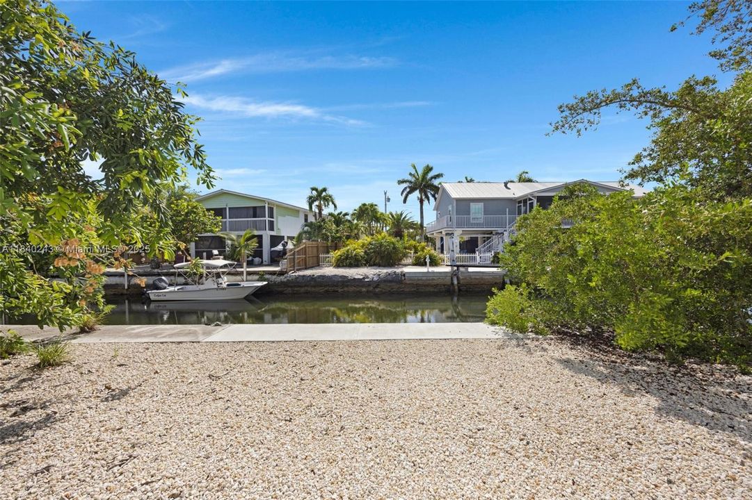 Active With Contract: $1,490,000 (4 beds, 3 baths, 2136 Square Feet)