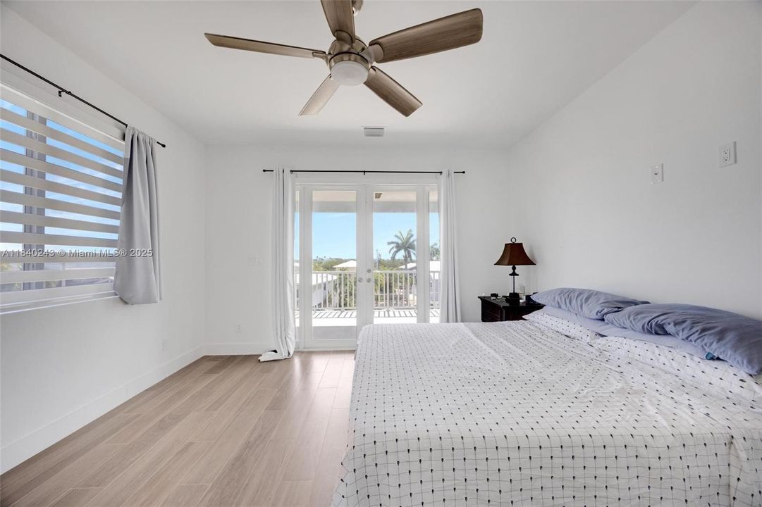 Active With Contract: $1,490,000 (4 beds, 3 baths, 2136 Square Feet)