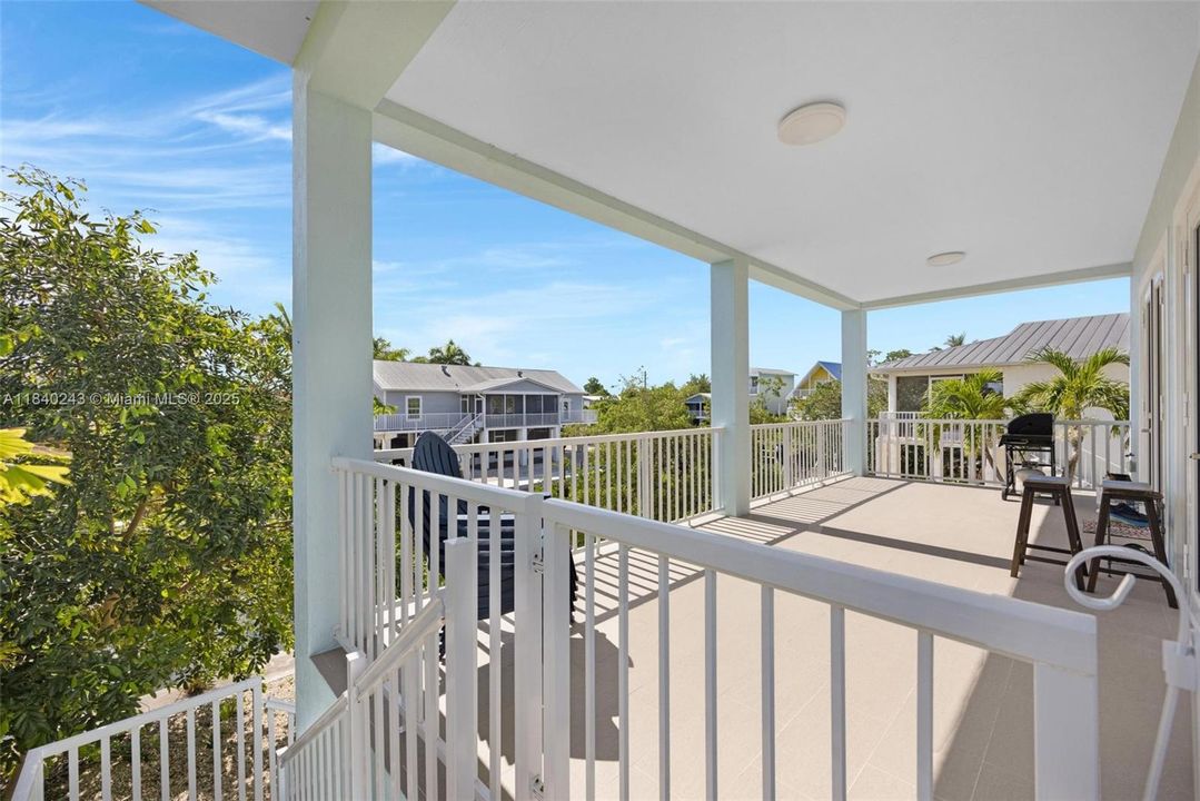 Active With Contract: $1,490,000 (4 beds, 3 baths, 2136 Square Feet)