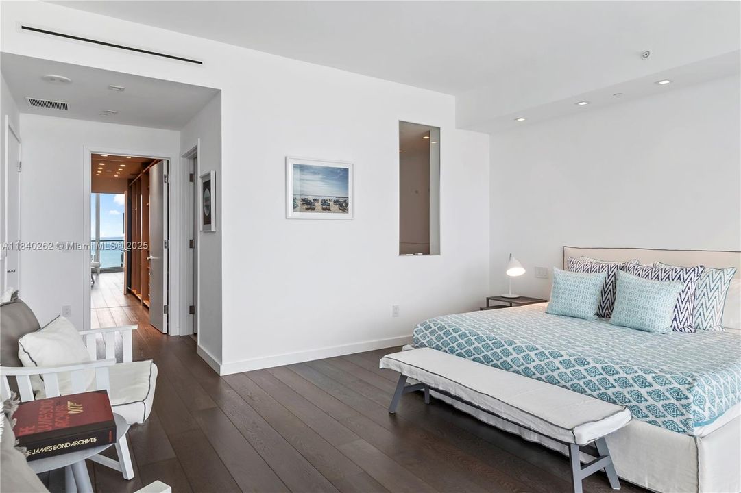 Activo con contrato: $5,000,000 (2 camas, 3 baños, 1703 Pies cuadrados)