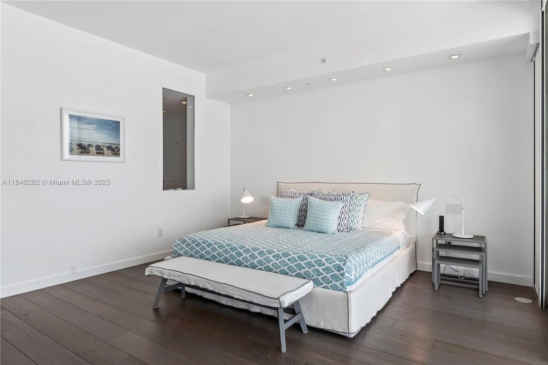 Activo con contrato: $5,000,000 (2 camas, 3 baños, 1703 Pies cuadrados)