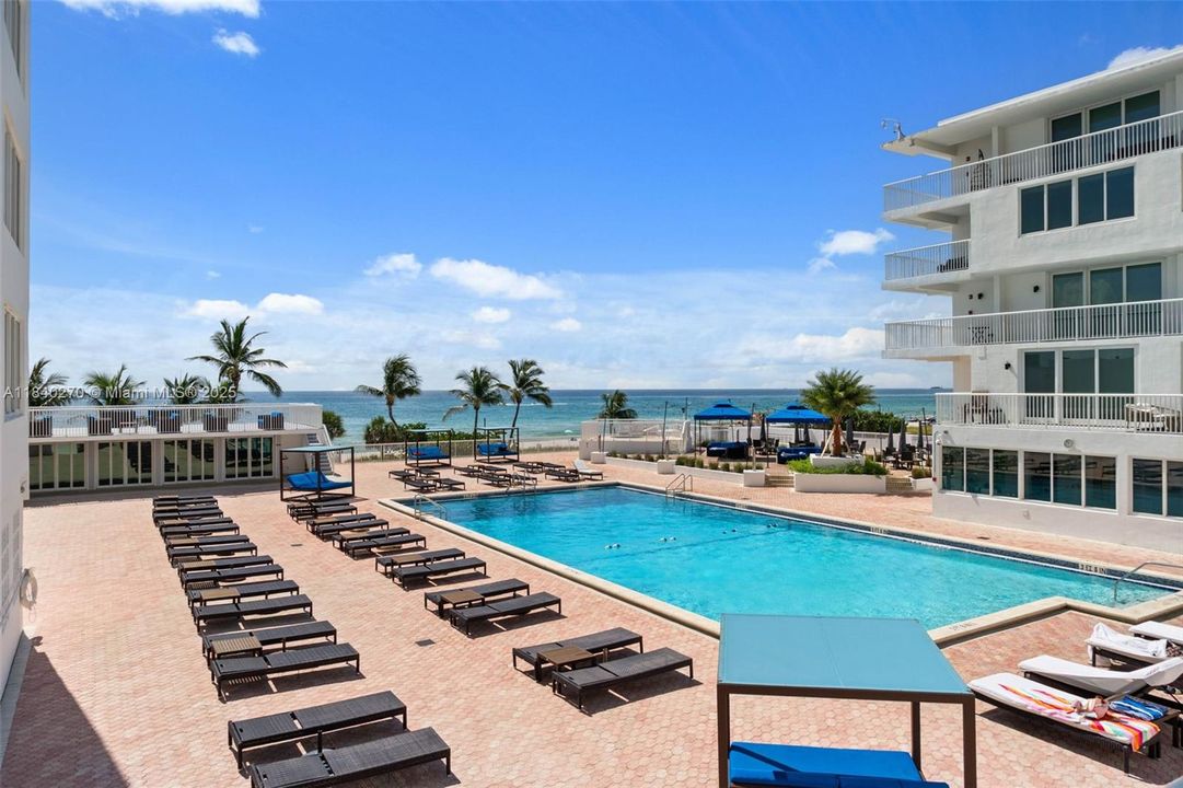 最近售出: $285,000 (0 贝兹, 1 浴室, 570 平方英尺)