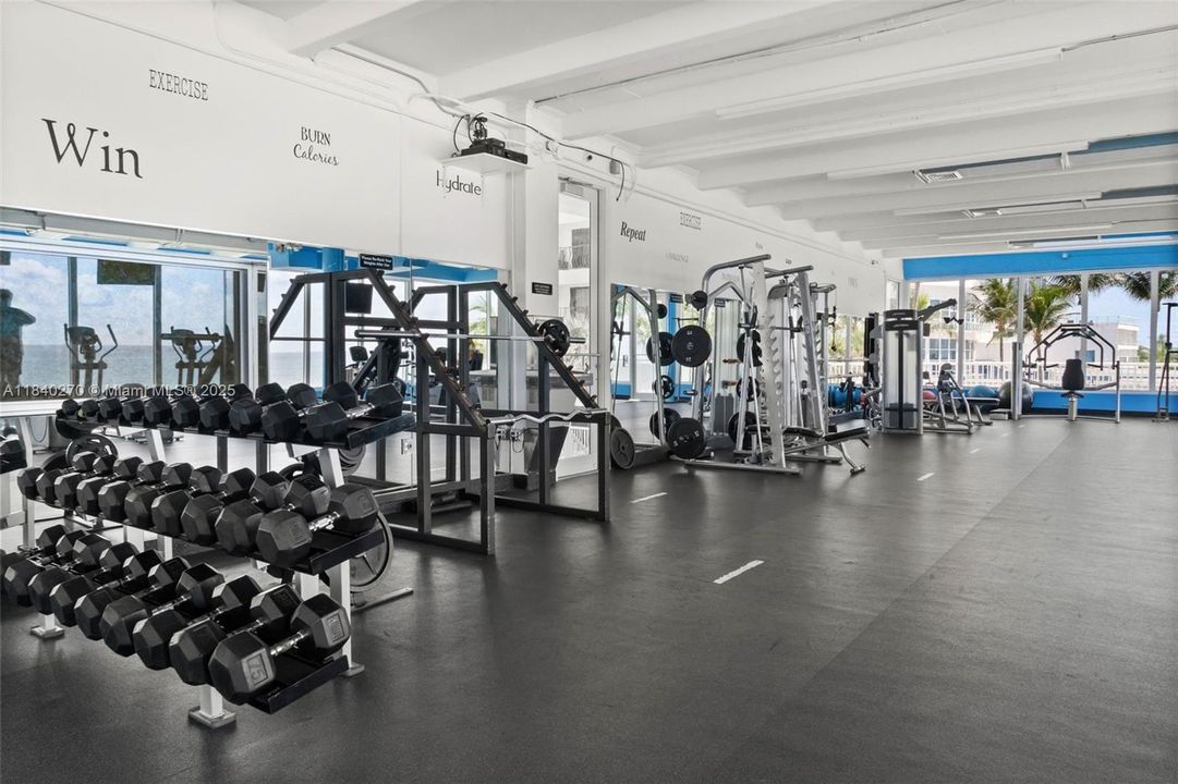 最近售出: $285,000 (0 贝兹, 1 浴室, 570 平方英尺)