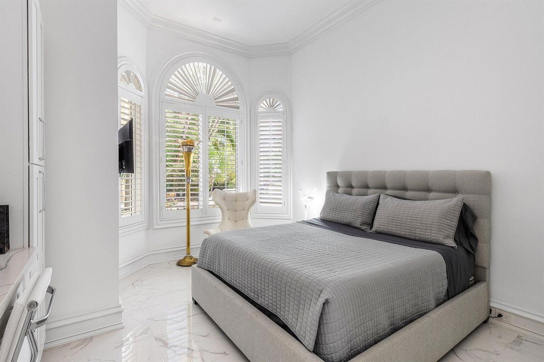 082-319MiznerLakeEstatesDrive-BocaRaton-