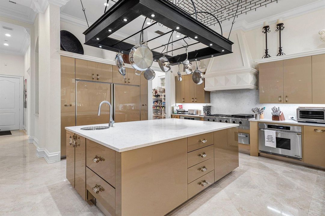 022-319MiznerLakeEstatesDrive-BocaRaton-