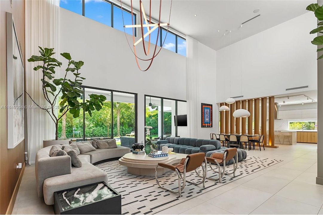 最近租的: $30,000 (6 贝兹, 8 浴室, 5694 平方英尺)