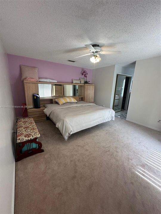 Activo con contrato: $459,000 (3 camas, 2 baños, 0 Pies cuadrados)