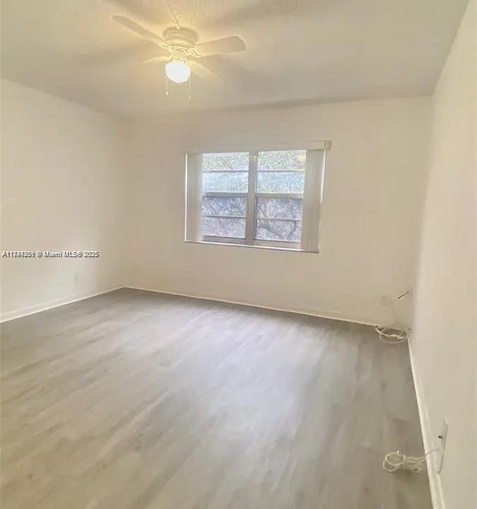 Недавно арендовано: $1,699 (2 спален, 2 ванн, 990 Квадратных фут)