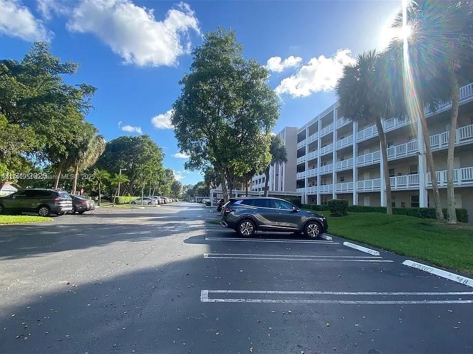 Недавно арендовано: $1,699 (2 спален, 2 ванн, 990 Квадратных фут)