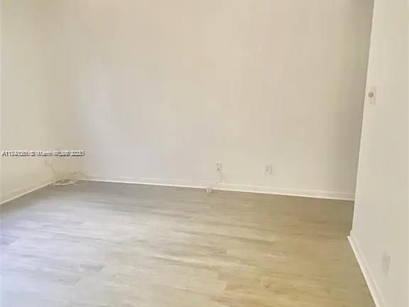 Недавно арендовано: $1,699 (2 спален, 2 ванн, 990 Квадратных фут)