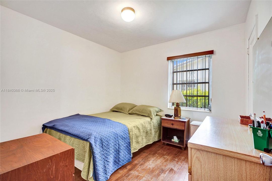 Vendido Recientemente: $475,000 (2 camas, 1 baños, 1150 Pies cuadrados)