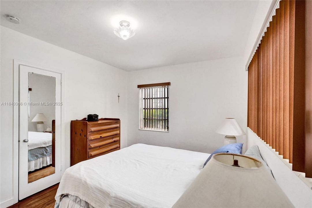 Vendido Recientemente: $475,000 (2 camas, 1 baños, 1150 Pies cuadrados)