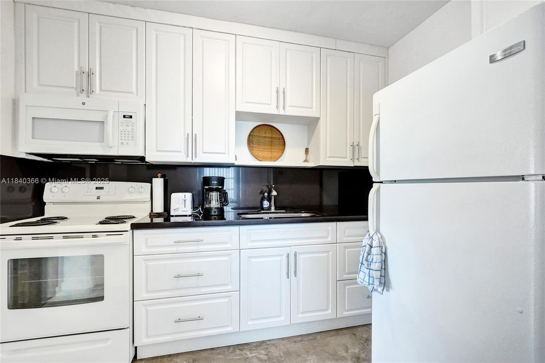 Vendido Recientemente: $475,000 (2 camas, 1 baños, 1150 Pies cuadrados)