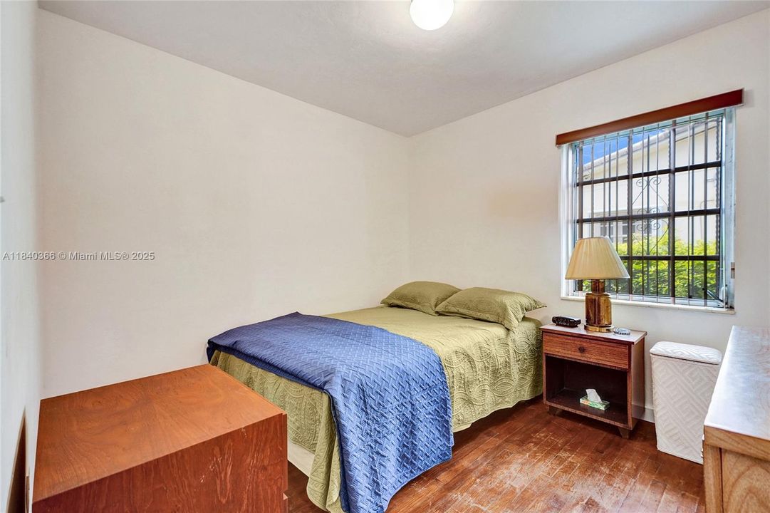 Vendido Recientemente: $475,000 (2 camas, 1 baños, 1150 Pies cuadrados)