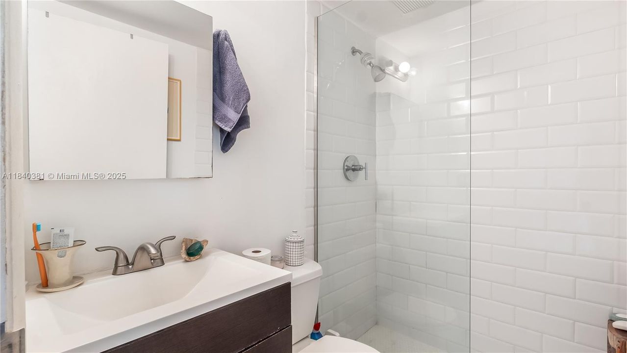 Recently Sold: $199,500 (0 beds, 1 baths, 485 Square Feet)