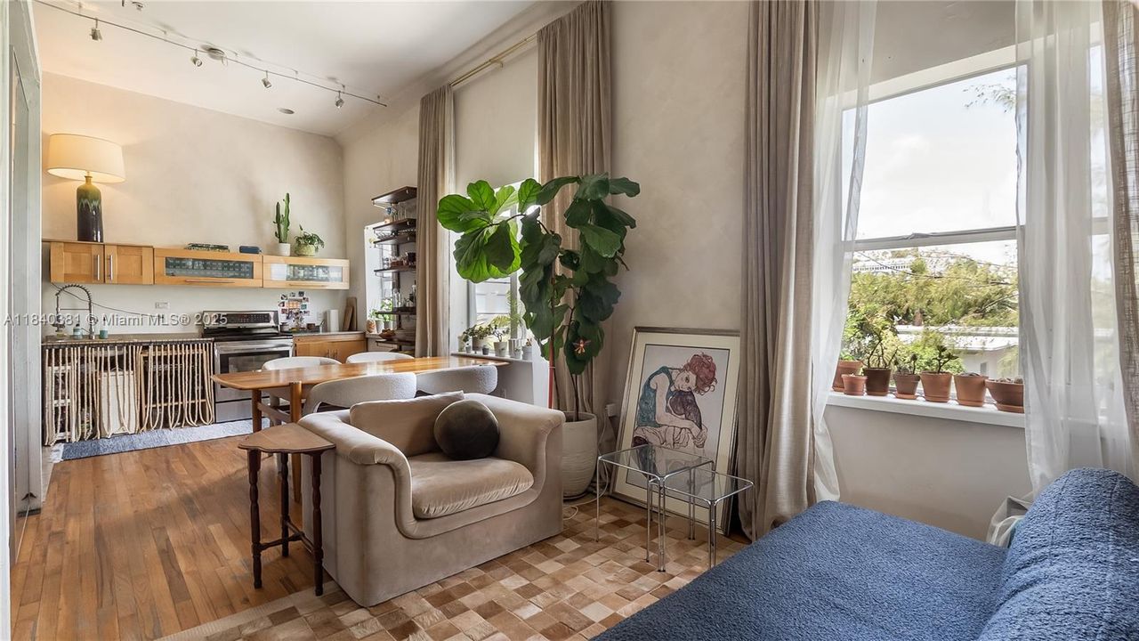 Recently Sold: $199,500 (0 beds, 1 baths, 485 Square Feet)