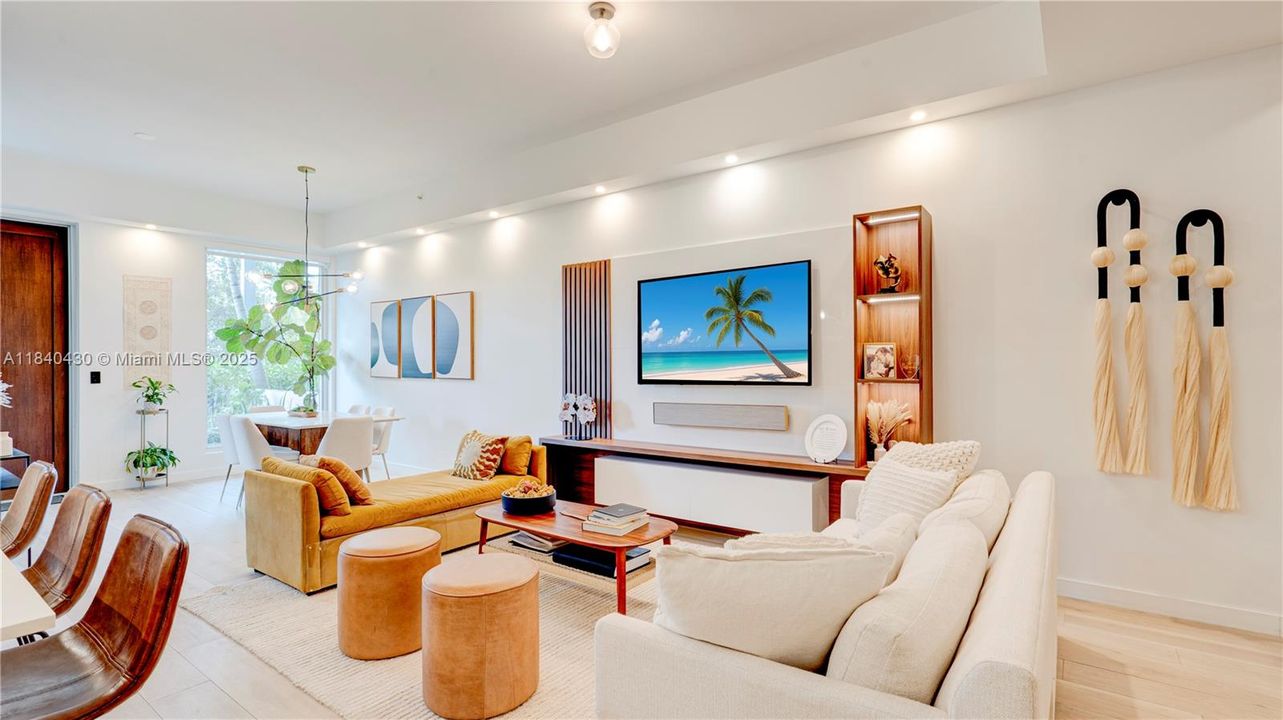 待售: $1,075,000 (2 贝兹, 2 浴室, 1474 平方英尺)