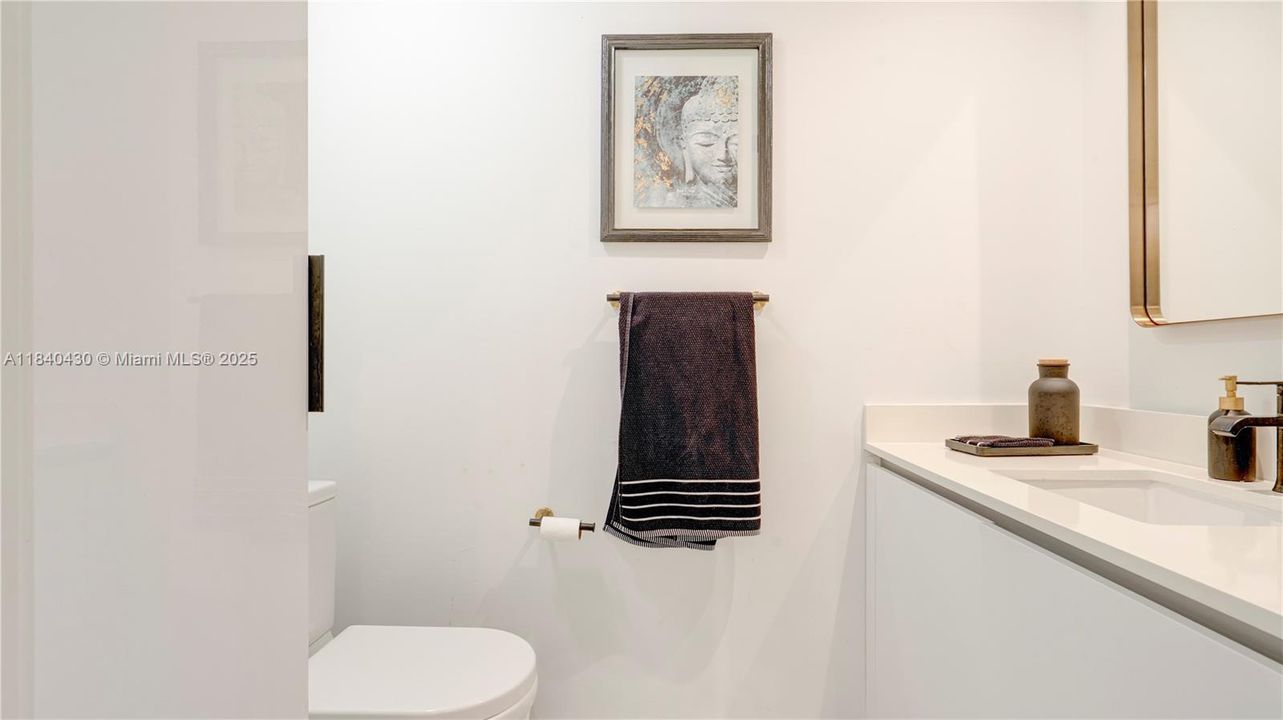 待售: $1,075,000 (2 贝兹, 2 浴室, 1474 平方英尺)