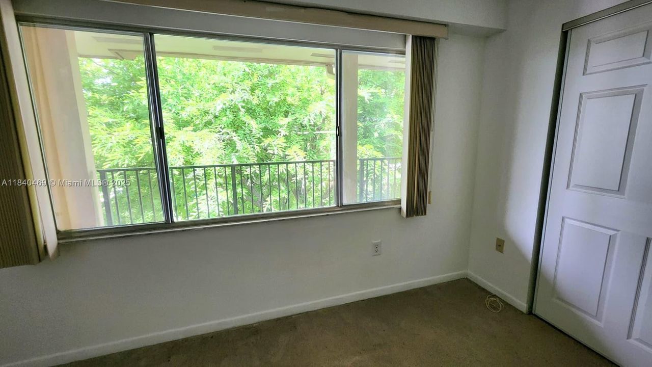 Vendido Recientemente: $140,000 (1 camas, 1 baños, 1056 Pies cuadrados)