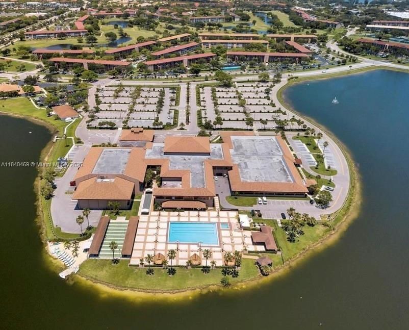 Vendido Recientemente: $140,000 (1 camas, 1 baños, 1056 Pies cuadrados)