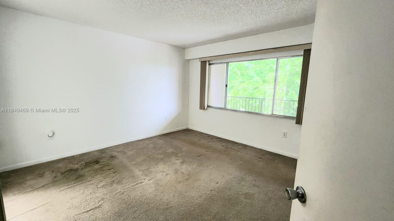 Vendido Recientemente: $140,000 (1 camas, 1 baños, 1056 Pies cuadrados)