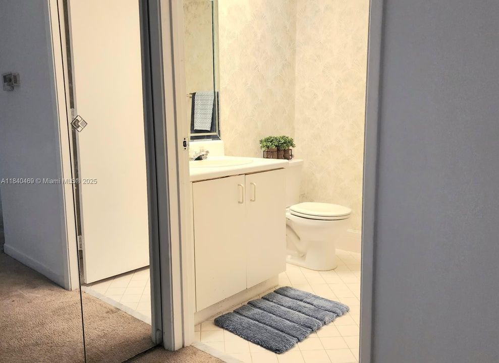 Vendido Recientemente: $140,000 (1 camas, 1 baños, 1056 Pies cuadrados)