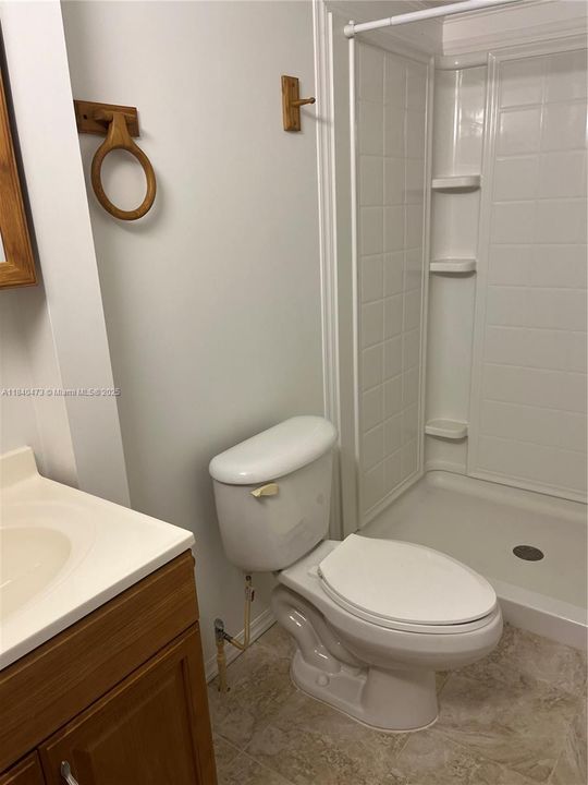 For Sale: $399,000 (3 beds, 3 baths, 1016 Square Feet)