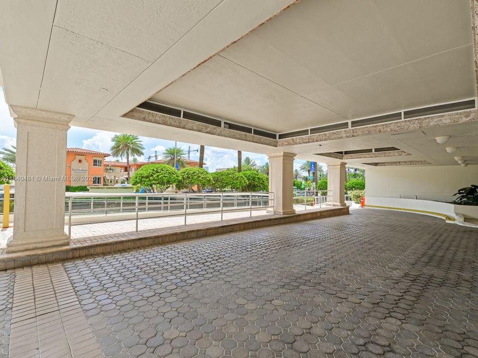 На продажу: $1,690,000 (3 спален, 3 ванн, 1750 Квадратных фут)