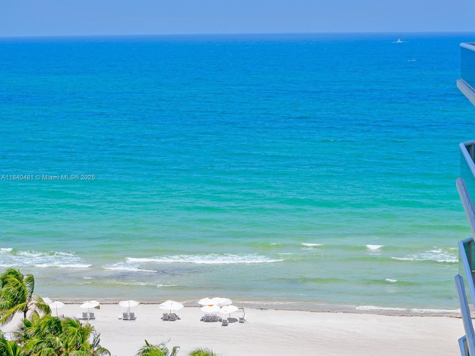 На продажу: $1,690,000 (3 спален, 3 ванн, 1750 Квадратных фут)