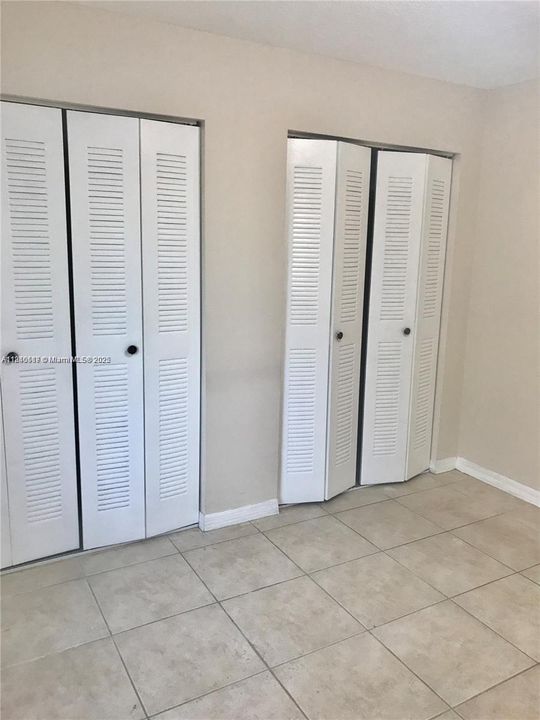 Recently Sold: $269,000 (2 beds, 1 baths, 748 Square Feet)