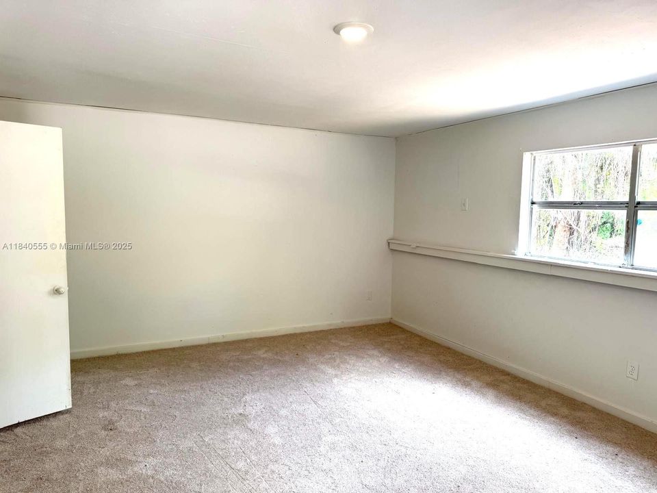 Vendido Recientemente: $229,950 (3 camas, 1 baños, 0 Pies cuadrados)