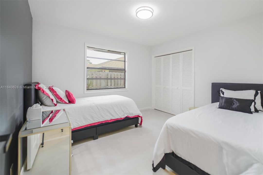 最近售出: $789,000 (5 贝兹, 3 浴室, 2263 平方英尺)