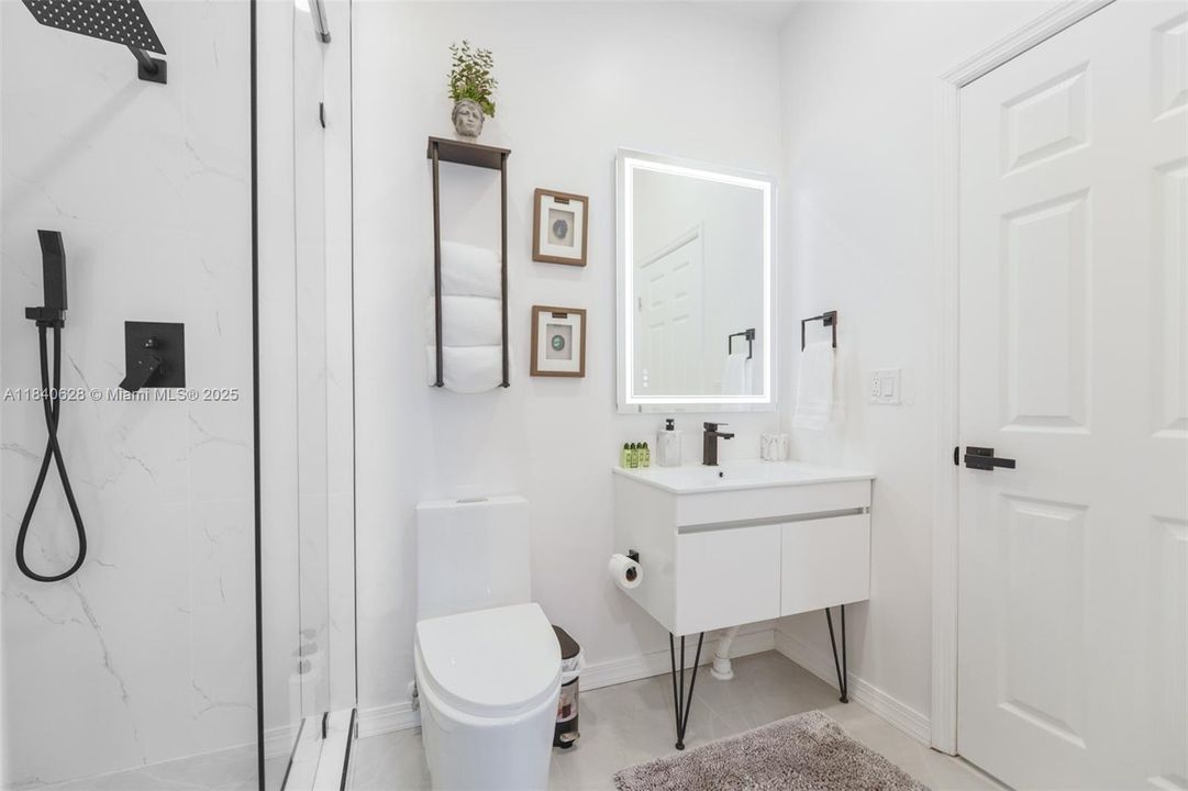 最近售出: $789,000 (5 贝兹, 3 浴室, 2263 平方英尺)