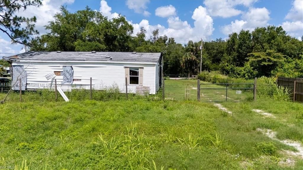 8109 Bartholomew Dr, North Ft. Myers, FL 33917