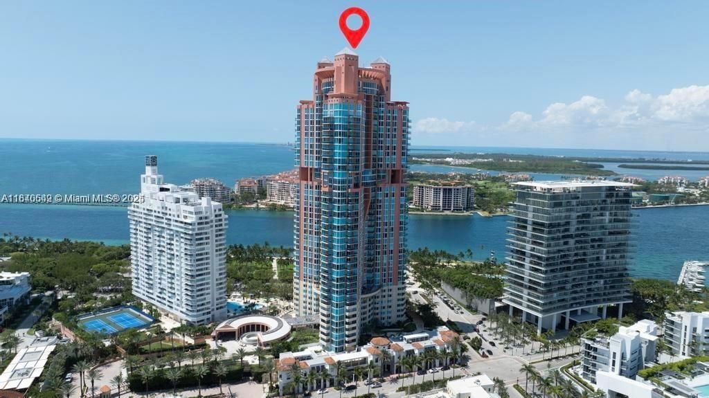 En Venta: $4,999,999 (3 camas, 3 baños, 2340 Pies cuadrados)