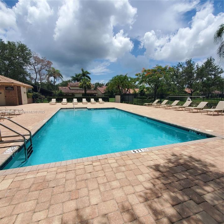 Active With Contract: $639,000 (3 beds, 2 baths, 1611 Square Feet)